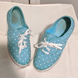 4 for $10 // Teal polka dot shoes